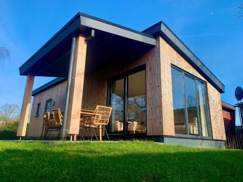 Chalet in Sint Maartenszee near Sandy Beach