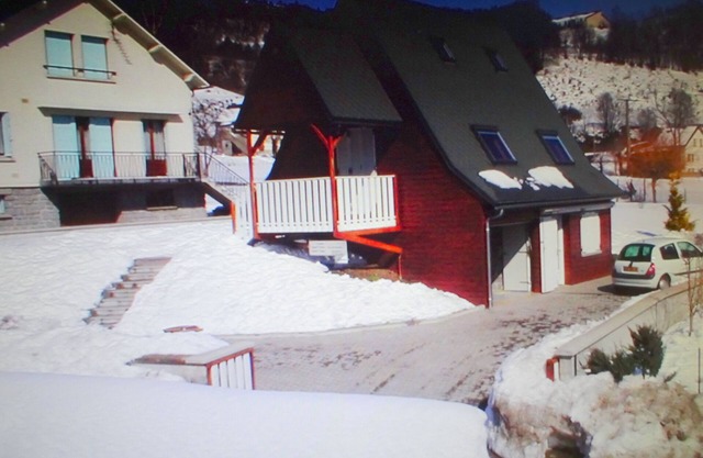 Chalet'Le Chardon ' 67m2 + 20m2 rental from 2 to 7 people with modular option