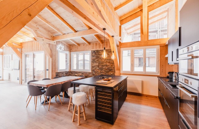 Chalet M