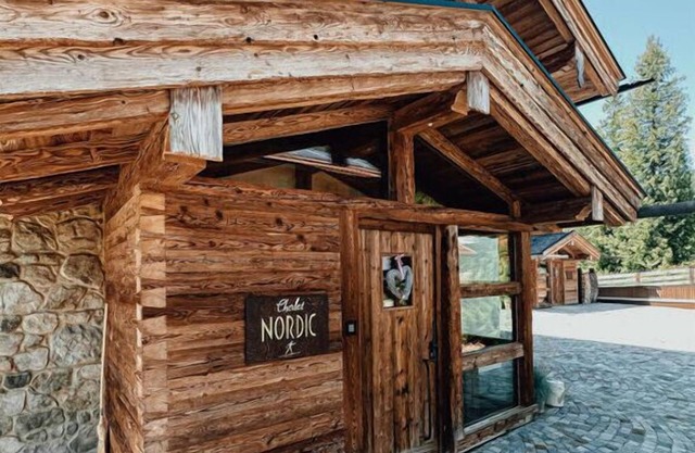 Chalet Nordic Modern Retreat