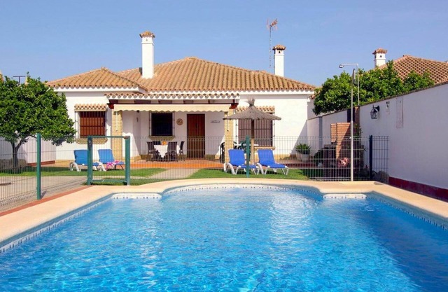 Chalet Rocio 1 Conil de la Frontera by Ruralidays
