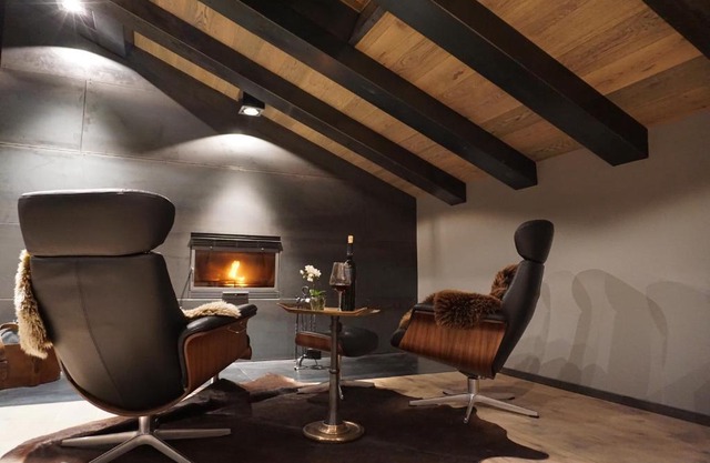 Chalet S - 5 Sterne Luxus Ferienhaus direkt am Eibsee und Zugspitze