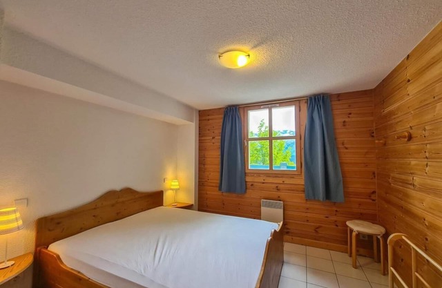 Chalet, view panoramic, terrace, fireplace or stove, tv, 190m², Flaine