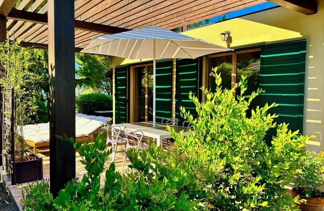 ChaletSoleLuna sea view, Italian Villa, Riccione Misano, Pet Friendly!
