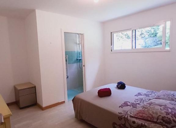 Chambre à louer 15mnn de Grenoble-salle de bain privée-WIFI gratuit