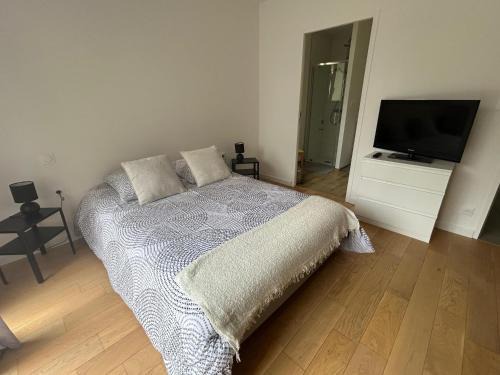 Chambre indépendante avec terrasse