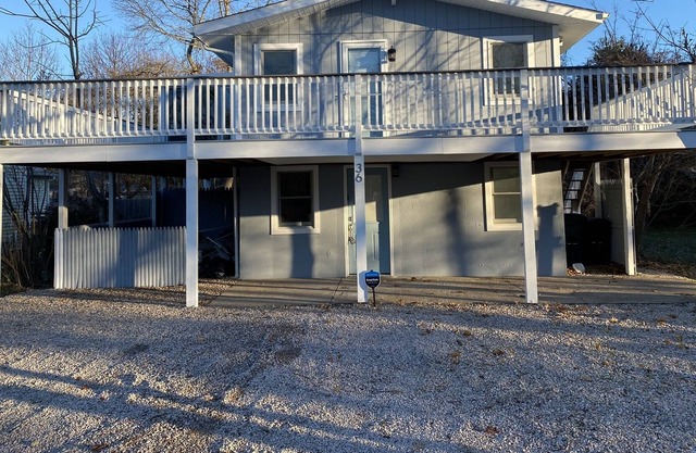 Charlestown Beach House..Newly Renovated W firepit, Pirate Ship. 1 mi from Beach