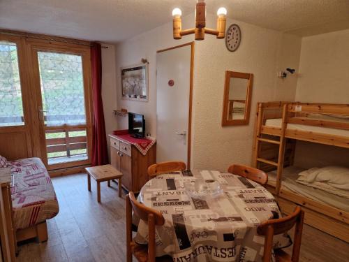 Charmant appart rénové 28m², skis aux pieds - FR-1-755-4