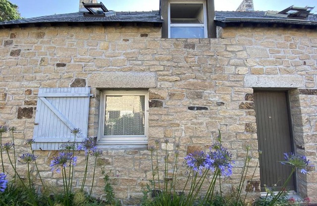 Charmant T2 avec terrasse à 150m plages, Carnac - 2 pers, TV, parking, proche commerces - FR-1-377-17