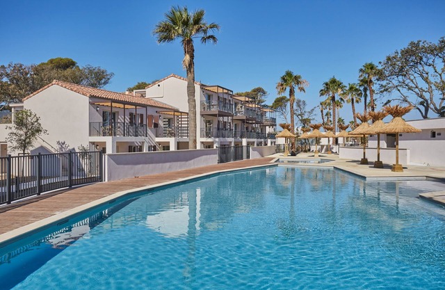 Charmant T3 + accès piscine | À 650m de la plage
