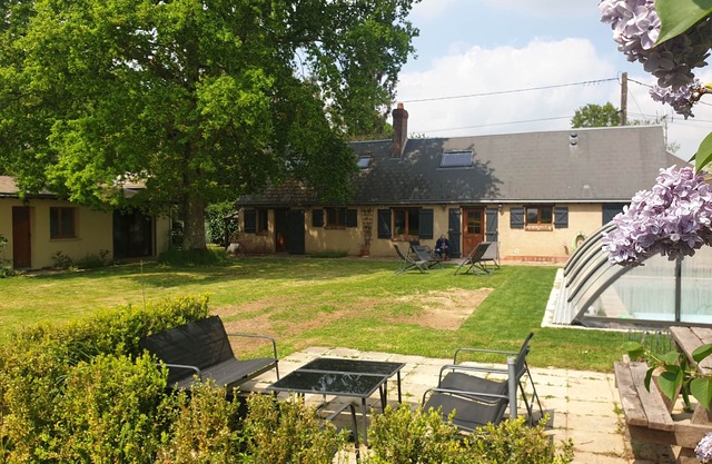 Charming farmhouse with heated indoor swimming pool