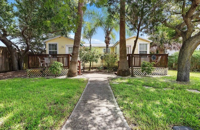 Charming 1-bed/1-bath, Unit A, 1.5 Blocks to the Beach, PETS Welcome!