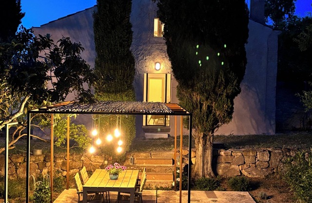 Charming 17th-century Landhouse Xiprer - near to the town and the sea