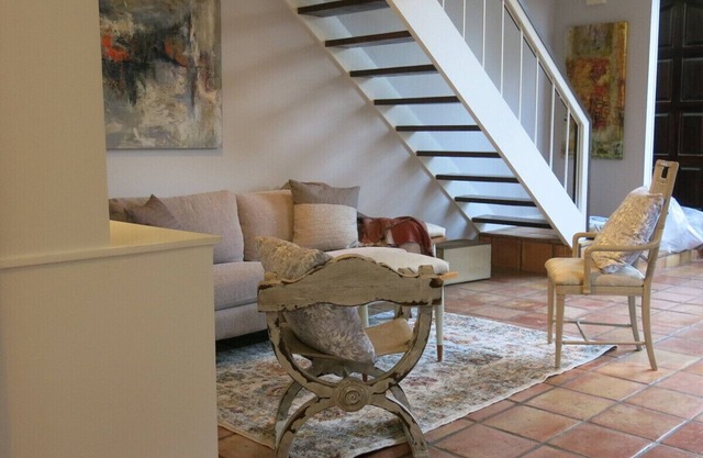 Charming 2 bd townhome with private garden.