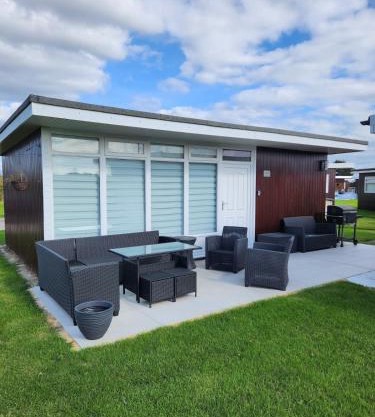 Charming 2-Bed Chalet