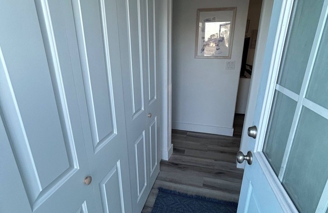 Charming 2-bedroom mobile home with WiFi, AC in lovely Fort Myers Beach