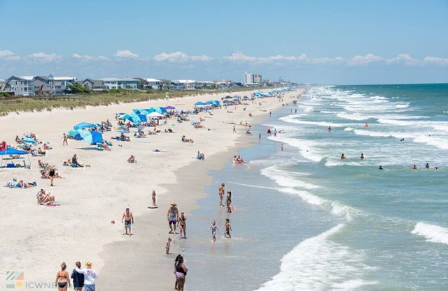 Charming 2-bedroom in Carolina Beach walking distance to beach