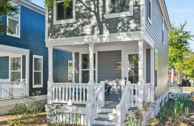 Charming 2-bedroom cottage in peaceful Ocean Springs with AC