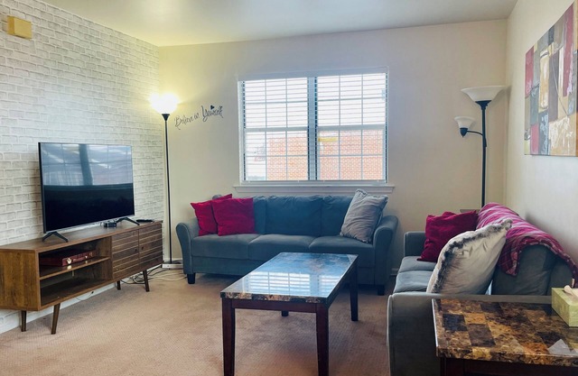 Charming 2-bedroom apartment with AC, WiFi in enjoyable Primos