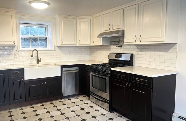 Charming 2-bedroom cottage in Cortlandt with WiFi access
