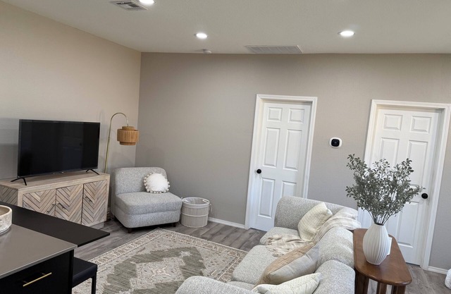 Charming 2-bedroom cottage in Tulsa