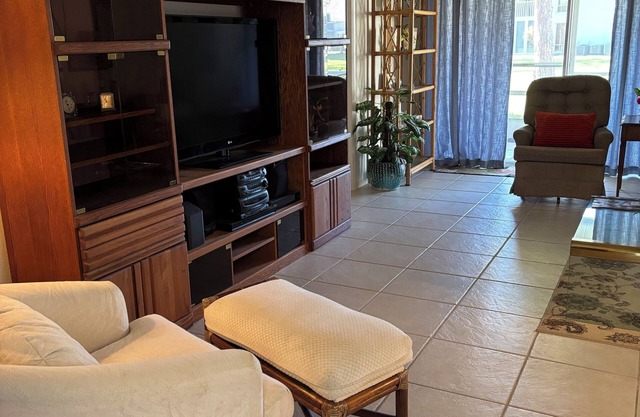 Charming 2-bedroom villa in beautiful Venice with AC, WiFi