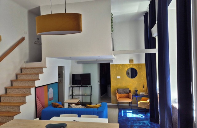 Charming 2-gallery apartment in lovely Budapest with AC, WiFi