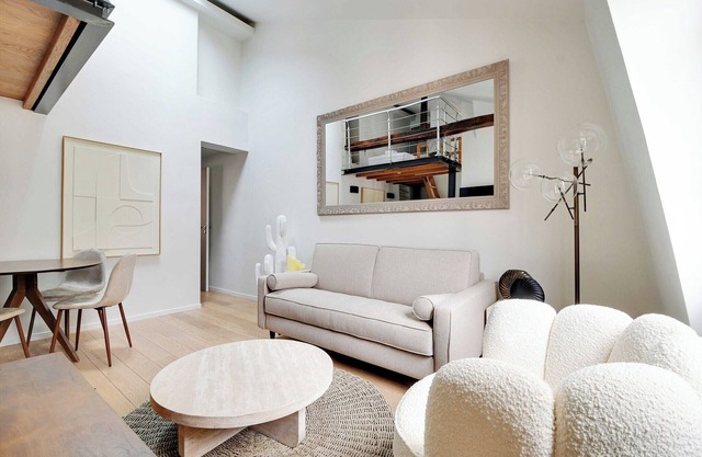 Charming 2BR/5P - Eiffel Tower - Trocadero