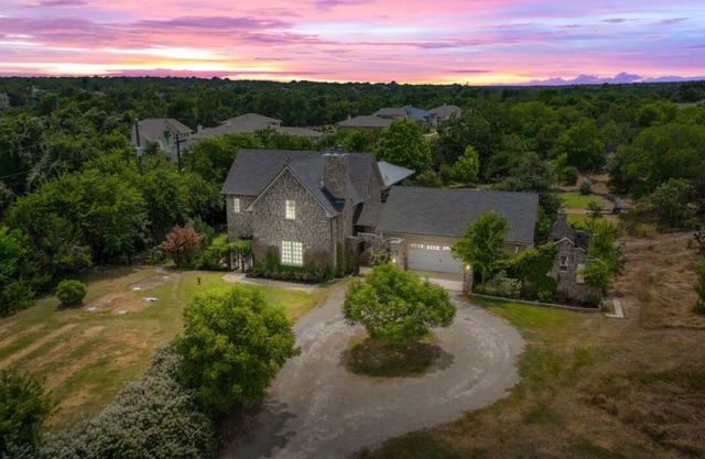 Charming 3-bedroom house with AC, WiFi in delightful Round Rock
