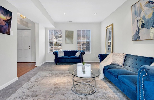 Charming 3-Bedroom House with Large Fenced Backyard & Prime Location