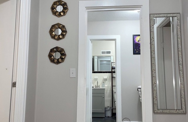 Charming 3-bedroom house with AC and WiFi in brilliant Columbia