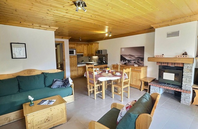 Charming 3-room apt, 6 pers, near chairlift, parking, pets allowed