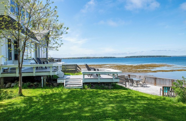 Charming 3BR, 1.5BA beachfront cottage with multi-level decks