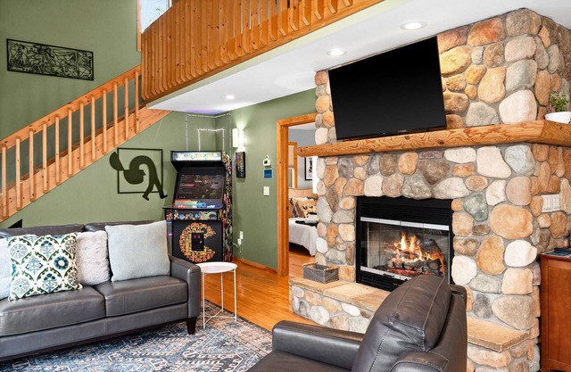 Charming 3BRCabin NearLutsen, GrandMarais + Arcade