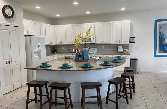 Charming 6 BR Villa on Sonoma Resort with private pool!