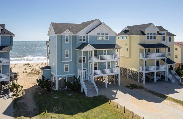 Charming 7-Bedroom Oceanfront + Pets Stay Free!