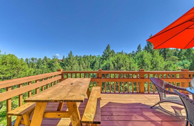 Charming Alto Hideaway Less Than 14 Mi to Ski Apache!