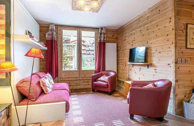 Charming Apartment with Terrace, Fully Equipped, Parking Included - Val-d'Isère
