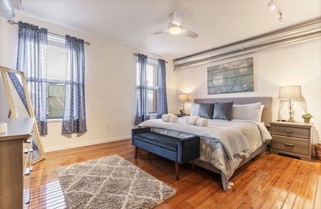 Charming Apartment in Historic Old City