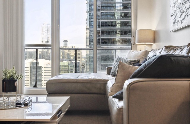Charming & Bright 1Bed + Den & 1 Bath Condo