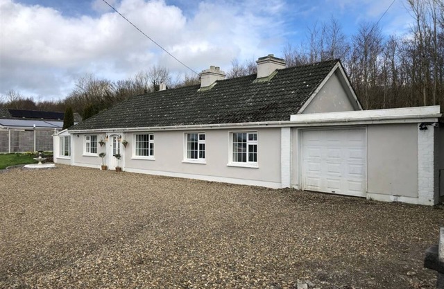 Charming bungalow with WiFi in Terryglass - 3 bedrooms
