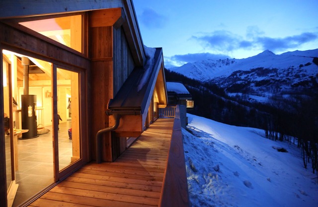 Charming chalet 17 people