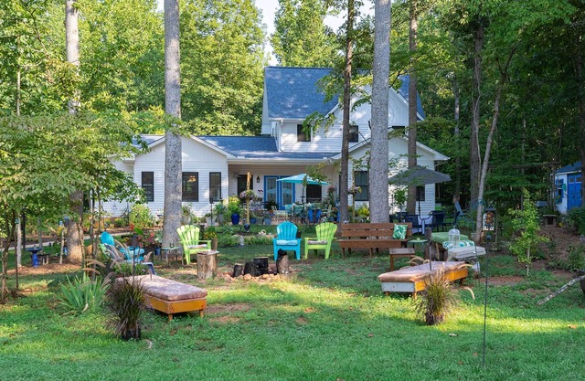 Charming Charlottesville Apt w/Outdoor Space!