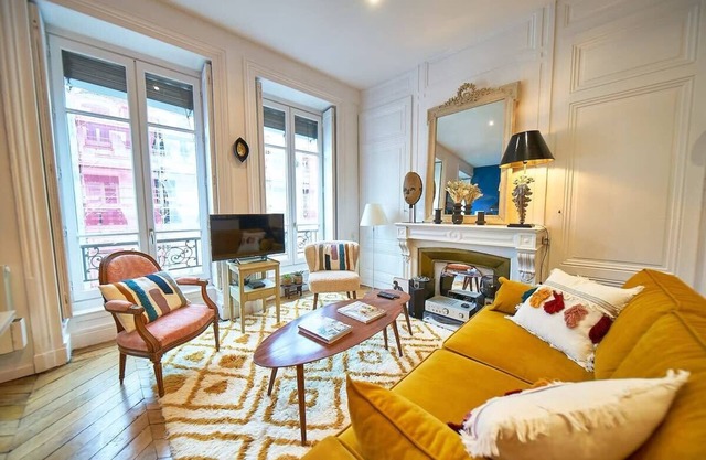 Charming cocoon – Slopes of Croix-Rousse – Place Sathonay