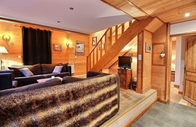 Charming duplex in a chalet in Tignes Les Brevieres