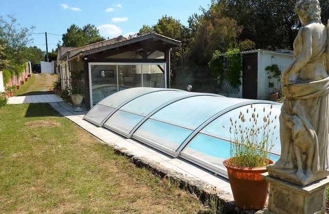 Charming 2-Bed House with Private Pool, Near Beach, Sleeps 4 - Saint-Georges-d'Oléron