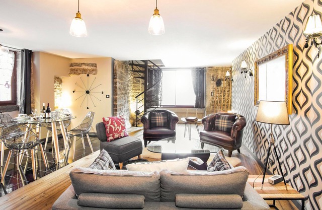 Charming Gite in Medieval Village 1mn walk to Shops & Restaurants