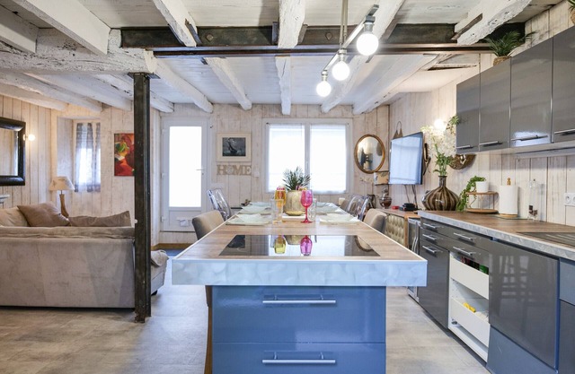 Charming house - city center - 8 people