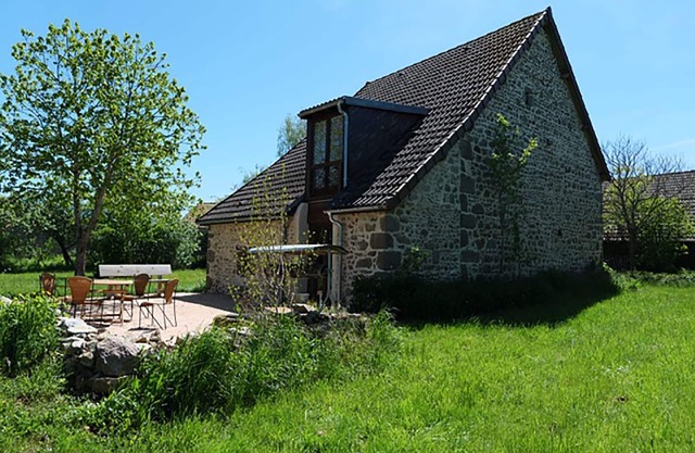 Charming holiday home overlooking the valley