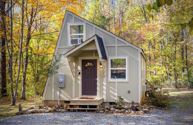 Charming Home near Skyline Drive